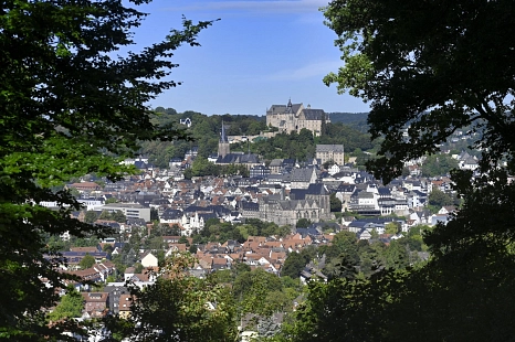 Blick auf Marburger Schloss von der Richtstaette aus © Universitätsstadt Marburg